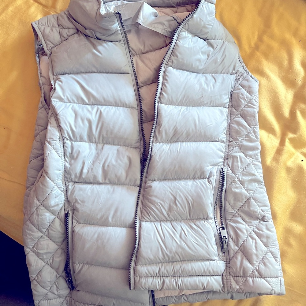 Goose feather Bass vest size small